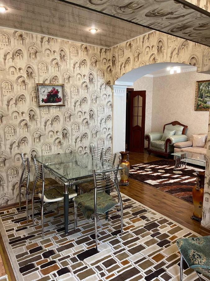 Comfort 2 Room Apartment City Center Tsum Tasjkent Eksteriør bilde